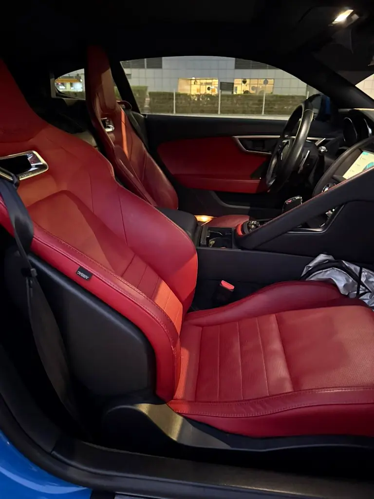 2020 Jaguar F-Type P300 R-Dynamic with Full Service History - Image 9