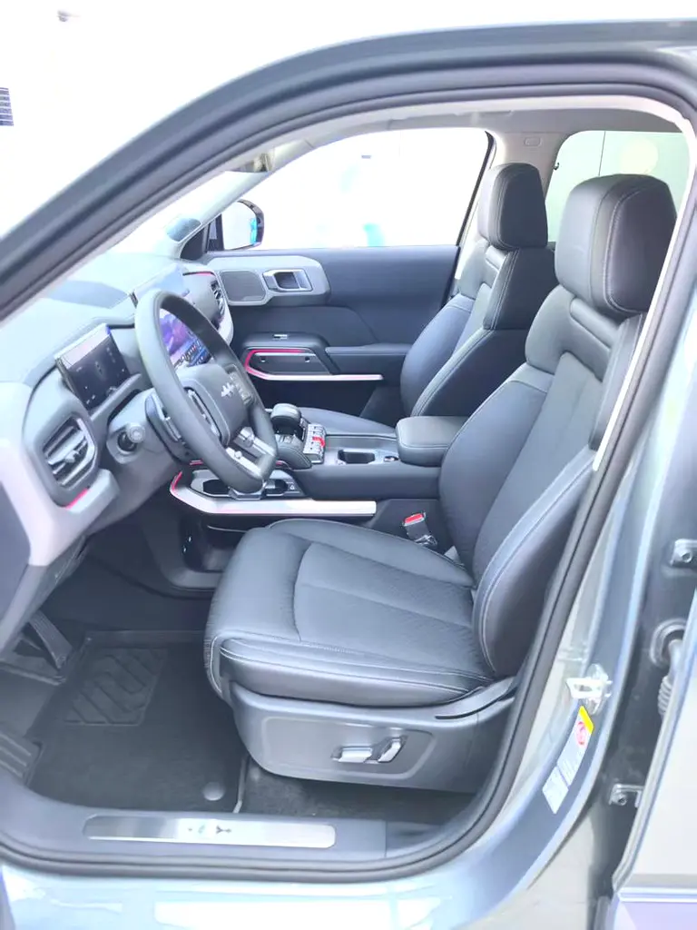 2025 501KM 4WD Intelligent Driving full option - Image 13