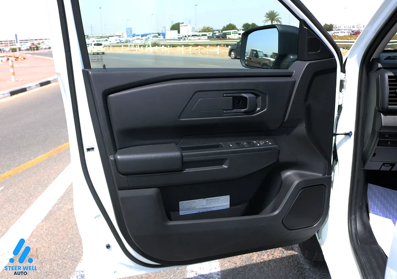 Mitsubishi L200 2.4L DIESEL D.CABIN 4X4 GL 5MT MID-LINE 2026 MODEL - Image 12
