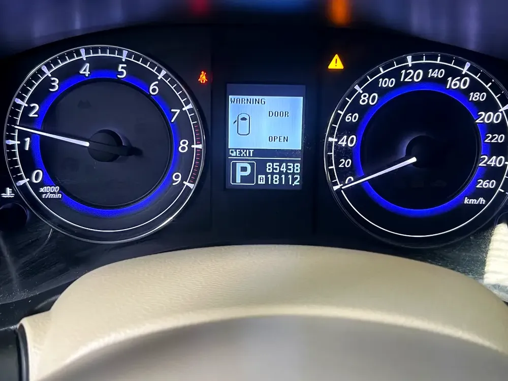 Infiniti QX50 Luxury 2014 - GCC Specs - Perfect Condition and single owner - Image 13