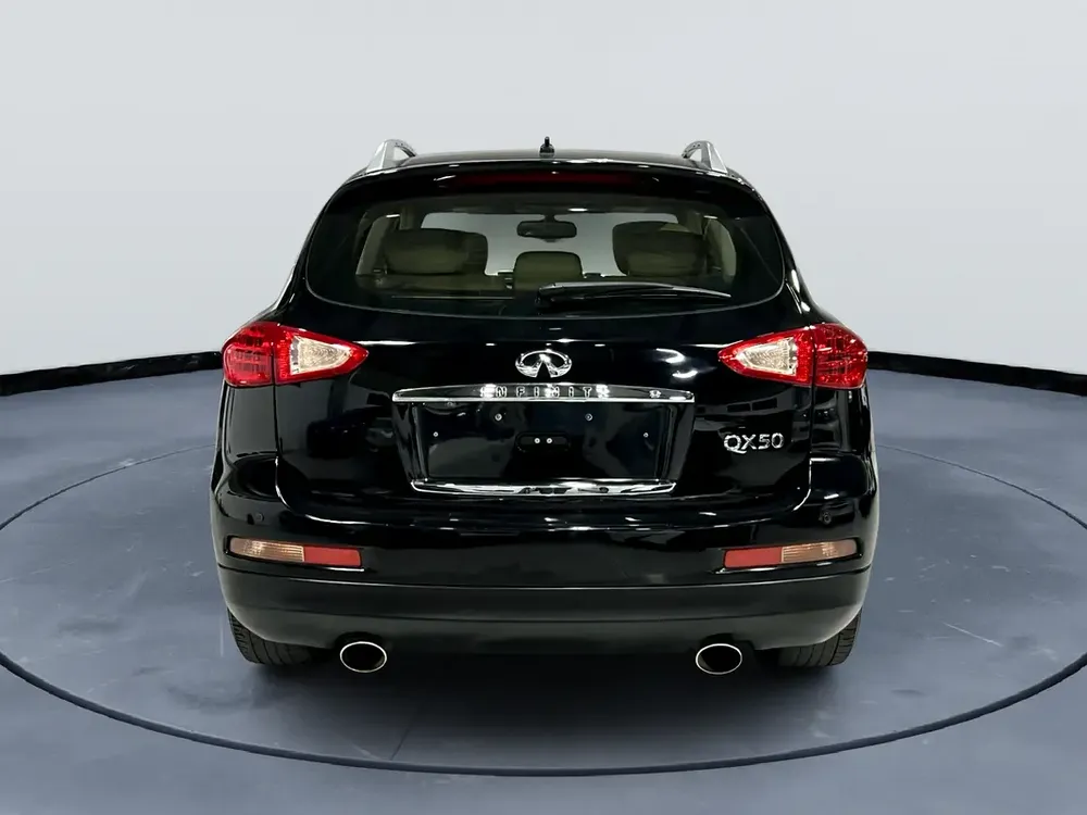 Infiniti QX50 Luxury 2014 - GCC Specs - Perfect Condition and single owner - Image 5