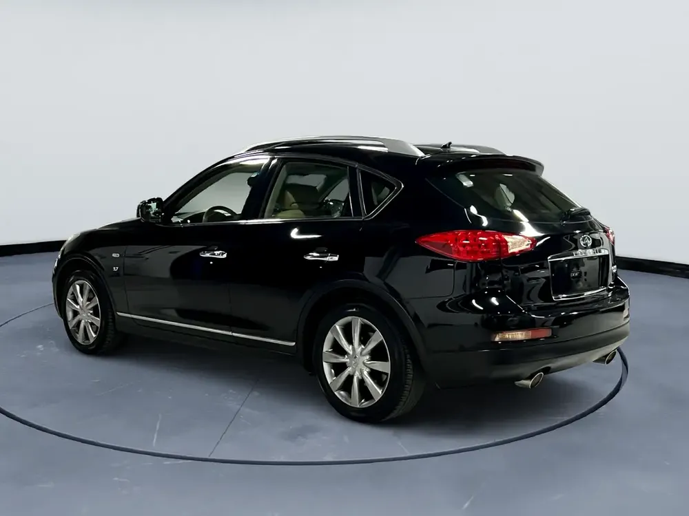 Infiniti QX50 Luxury 2014 - GCC Specs - Perfect Condition and single owner - Image 6