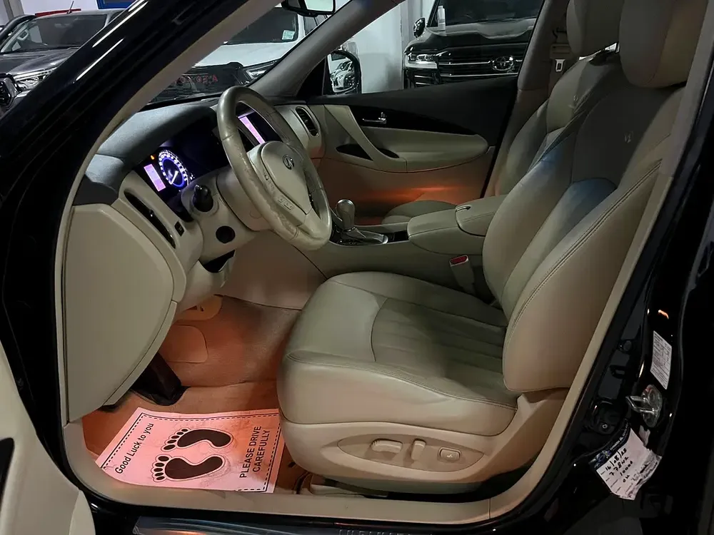 Infiniti QX50 Luxury 2014 - GCC Specs - Perfect Condition and single owner - Image 8