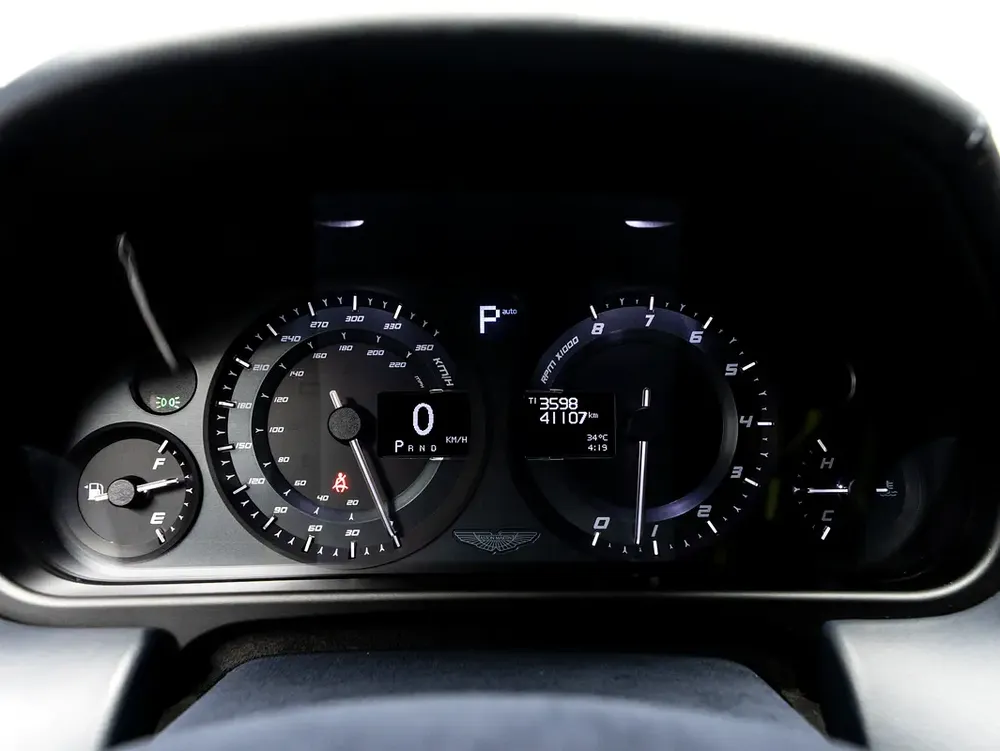 SUMMER STARTS NOW | EXCLUSIVE DEAL BY BLACKLINE, Aston Martin Rapide AMR, 1 of 210, Agency Warranty - Image 13
