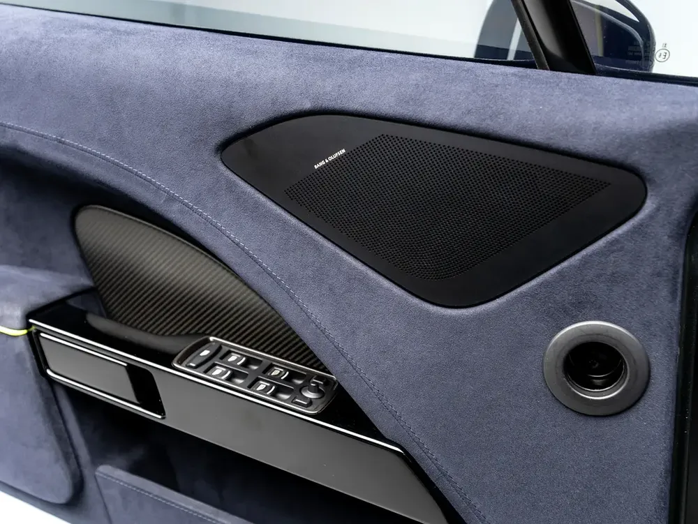 SUMMER STARTS NOW | EXCLUSIVE DEAL BY BLACKLINE, Aston Martin Rapide AMR, 1 of 210, Agency Warranty - Image 8