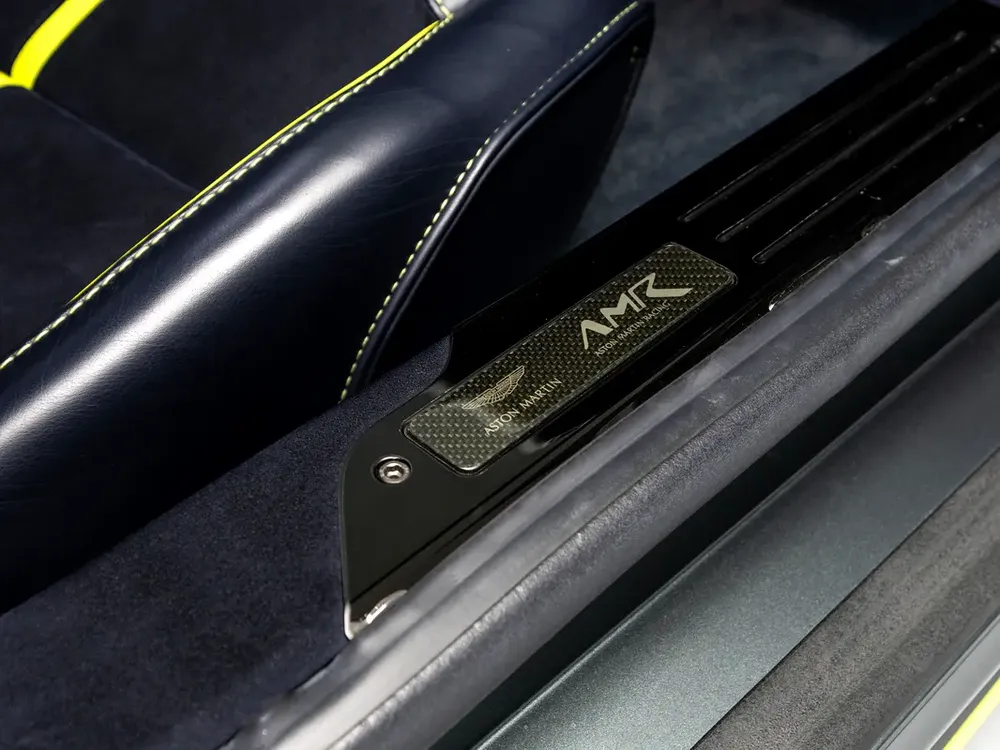 SUMMER STARTS NOW | EXCLUSIVE DEAL BY BLACKLINE, Aston Martin Rapide AMR, 1 of 210, Agency Warranty - Image 9
