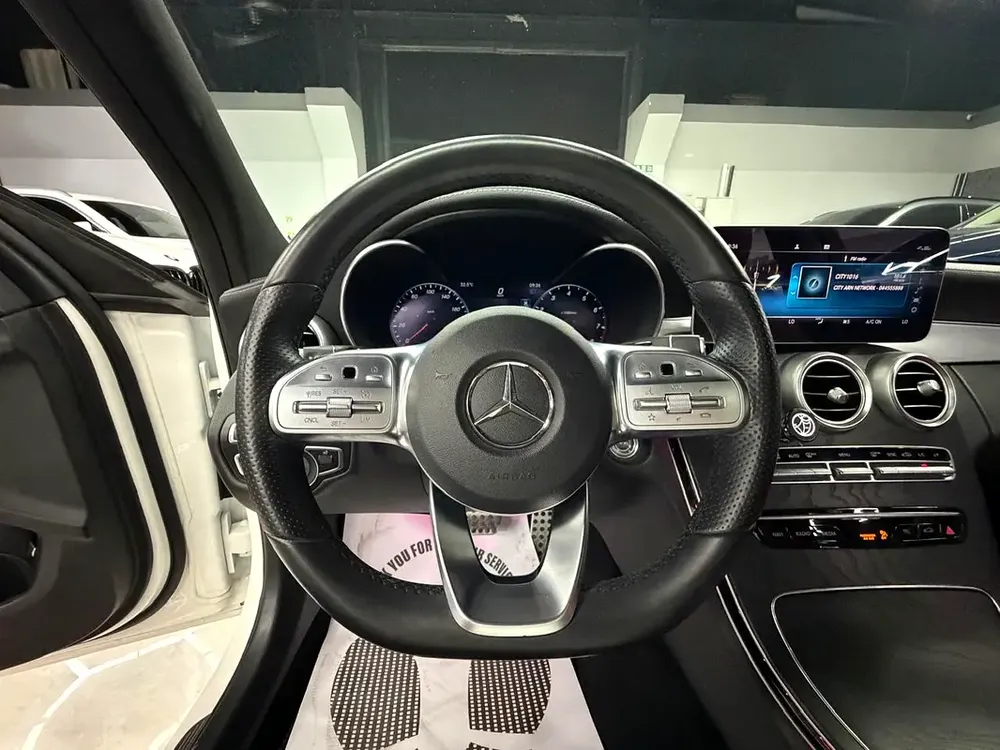 Mercedes-Benz C-Class C200 2019 | GCC Specs | Low Mileage | Pristine Condition - Image 11