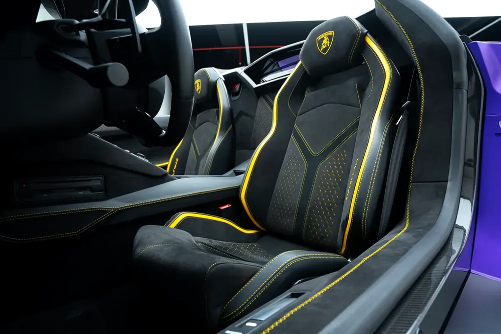 2022 LAMBORGHINI AVENTADOR ULTIMAE 01 OF 250. FULL CARBON - Image 17