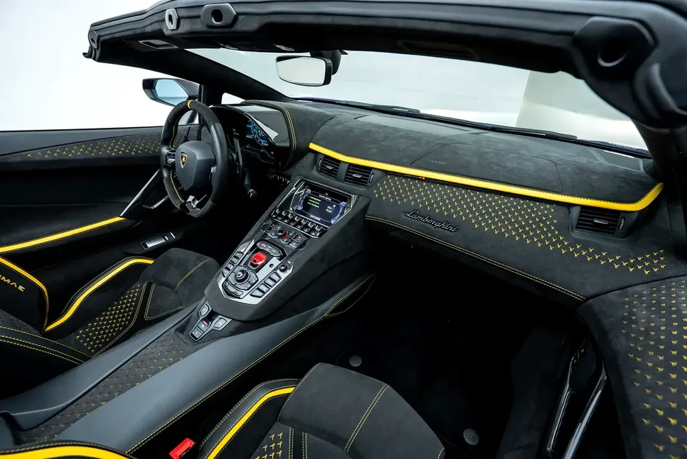 2022 LAMBORGHINI AVENTADOR ULTIMAE 01 OF 250. FULL CARBON - Image 20