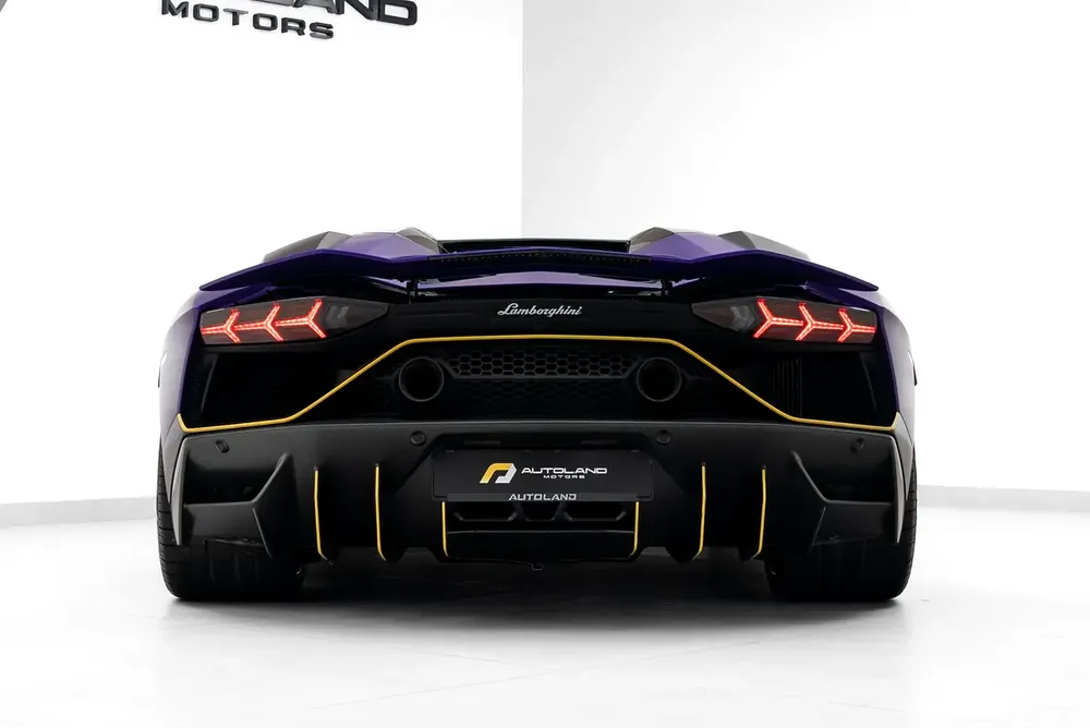 2022 LAMBORGHINI AVENTADOR ULTIMAE 01 OF 250. FULL CARBON - Image 6