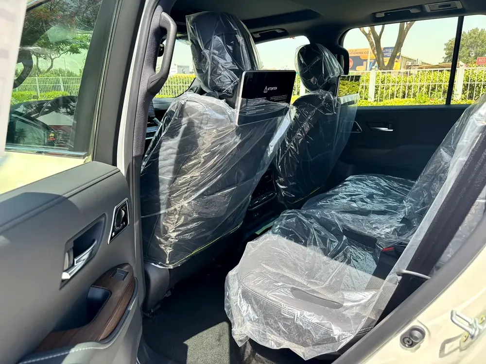 TOYOTA LAND CRUISER VX 3.5 HUBRID MODEL 2026 - Image 16