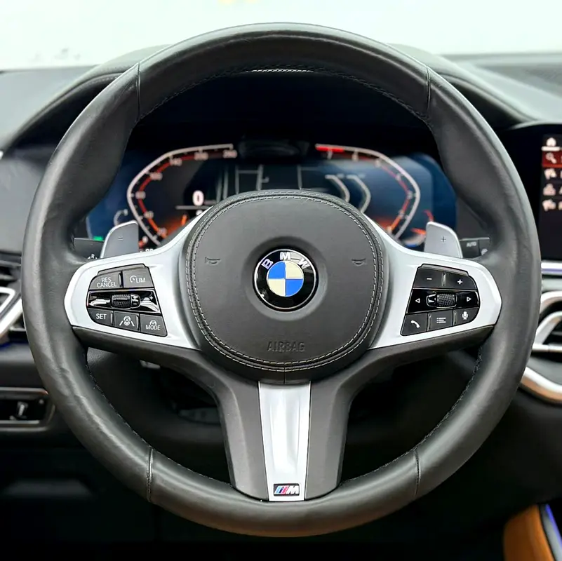 2021 BMW X5 xDrive40i M-Sport, Warranty, Full BMW Service History, Excellent Condition, GCC - Image 15