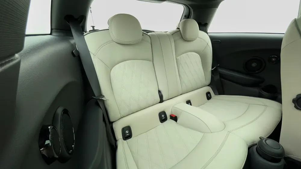 AED 1,550/month | 0 DP | Manufacturer Warranty | Service History | 30 Day Return | MINI COOPER 2024 - Image 10