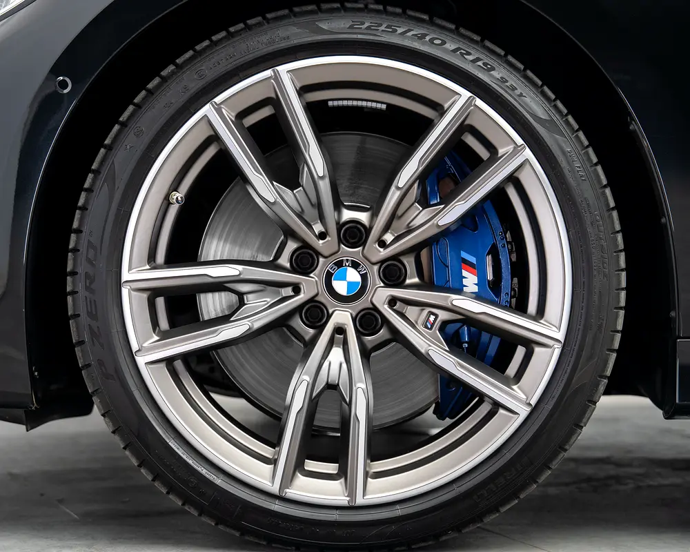 0% Down Payment Available • M-Sport • FDSH • BMW Warranty + Service Contract • GCC - Image 17
