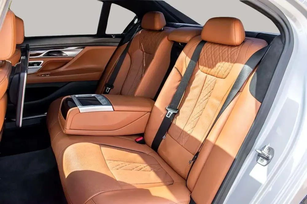 AED 1520/month | 2018 BMW 7-Series 750Li | GCC Specs | Ref#448476 - Image 13