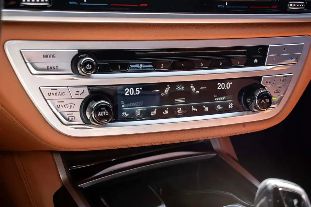 AED 1520/month | 2018 BMW 7-Series 750Li | GCC Specs | Ref#448476 - Image 18