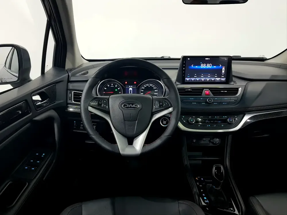 2023 GCC JAC S3 / Official dealer warranty - Image 14