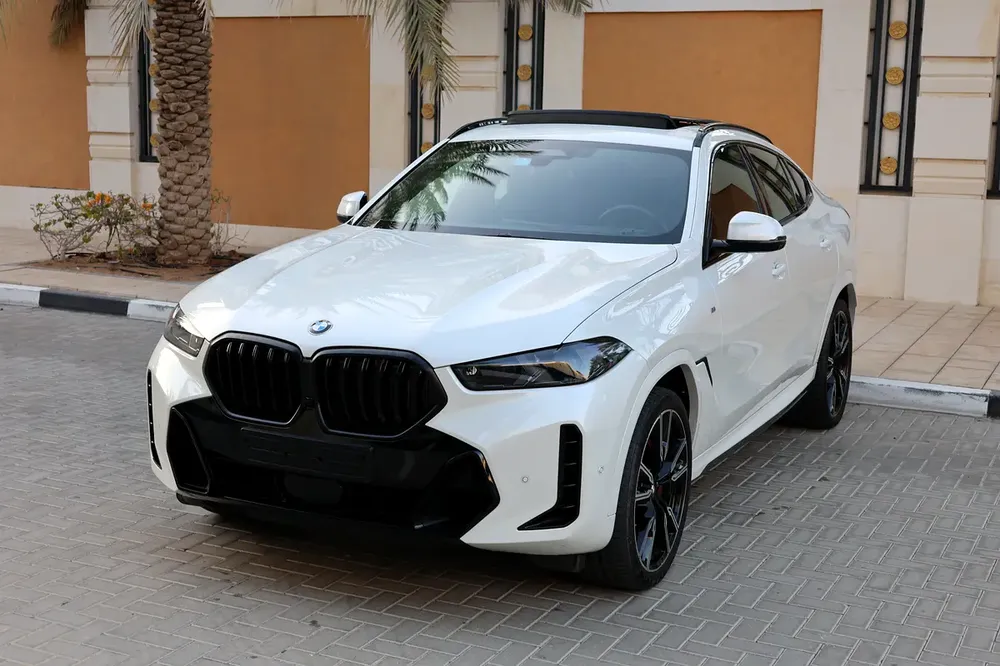 BMW X6-XDrive40i-2024-47000KM-GCC SPECS-UNDER WARRANTY  SERVICE-EXCELLENT CONDITION - Image 5
