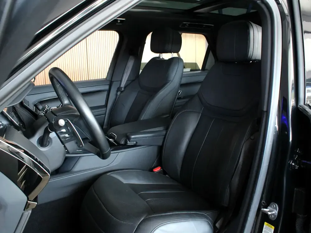 2023 - Range Rover Sport SE - With warranty - Image 10
