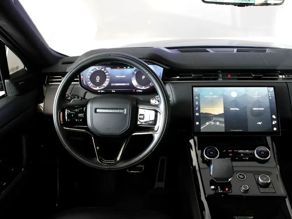2023 - Range Rover Sport SE - With warranty - Image 16