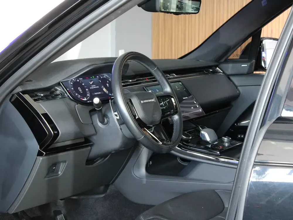 2023 - Range Rover Sport SE - With warranty - Image 8