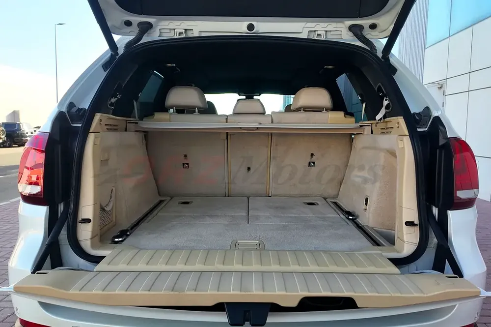 2014 BMW X5 XDrive50i / - Image 16