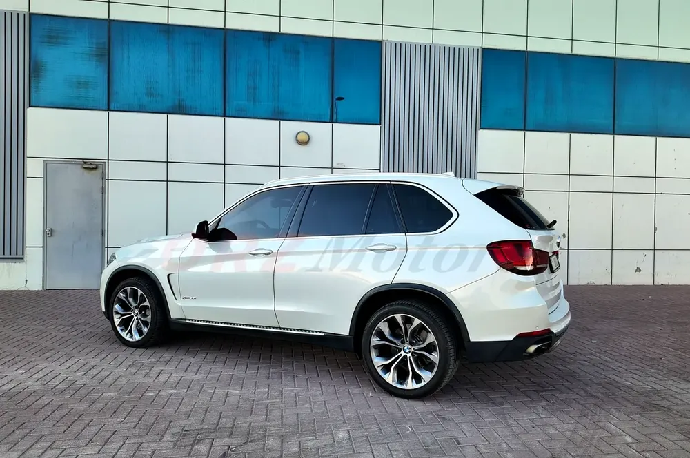 2014 BMW X5 XDrive50i / - Image 4