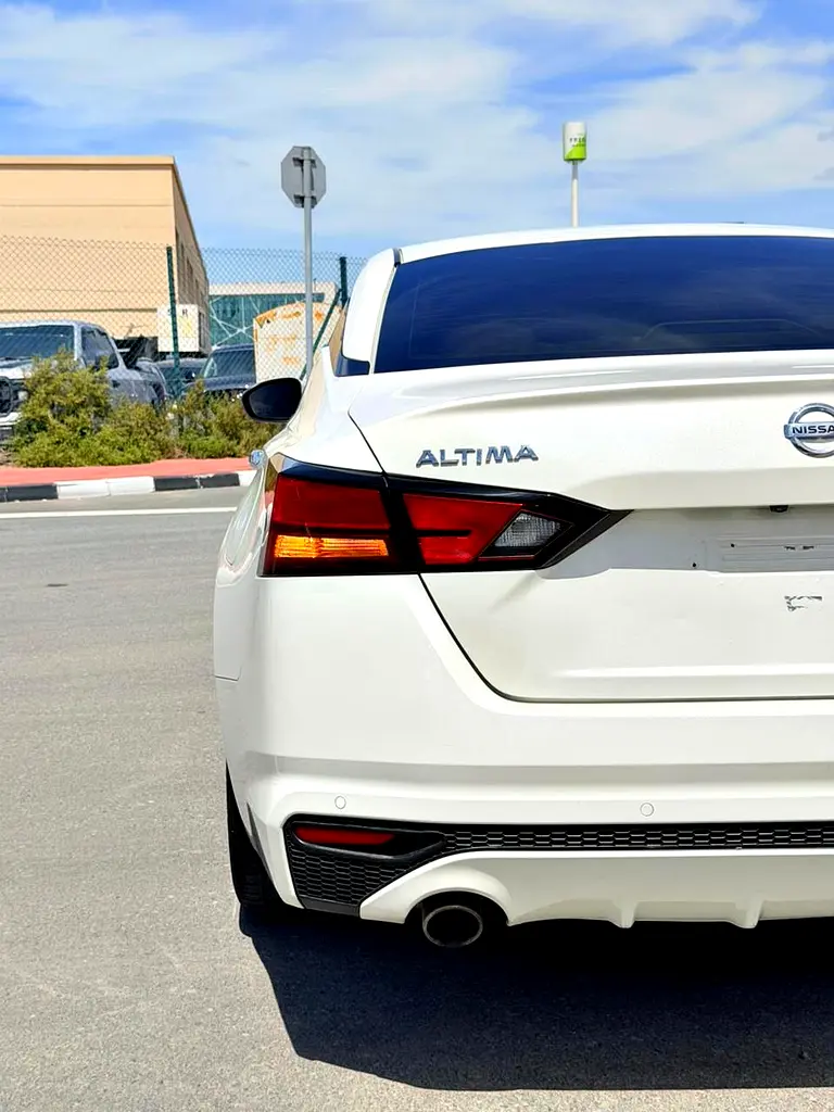 1100/Month @ZERO DOWN PAYMENT, NISSAN ALTIMA, GCC Specs, 1 Year Warranty - Image 10
