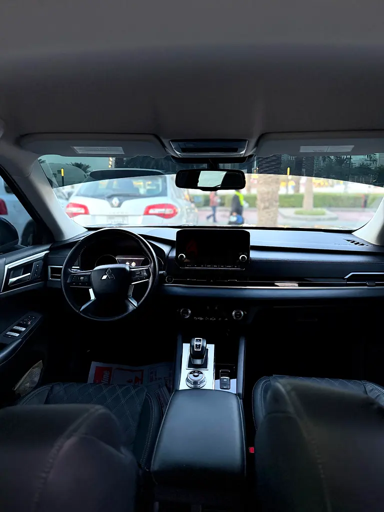 Mitsubishi Outlander 2022 SEL Special Edition USA - Image 7