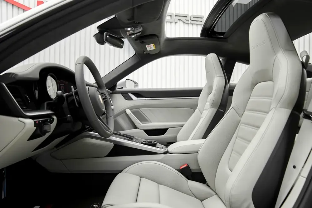 PORSCHE CARRERA TURBO S, 2025, GCC, WARRANTY TILL 2030 - Image 9