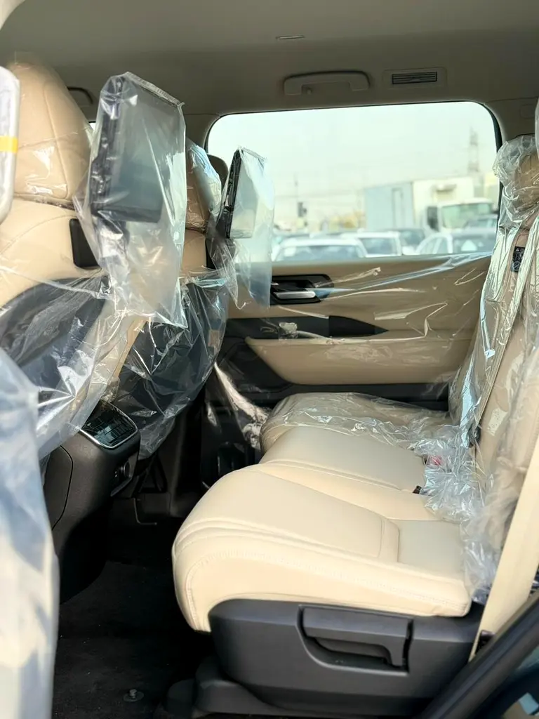 2026 Nissan Patrol LE T2, V6T, GCC Specs - Image 12