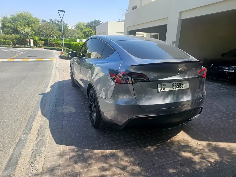 Tesla Model Y Performance 2023 GCC Specs - Image 4