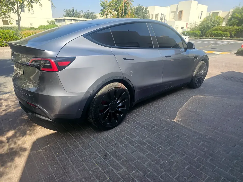 Tesla Model Y Performance 2023 GCC Specs - Image 7