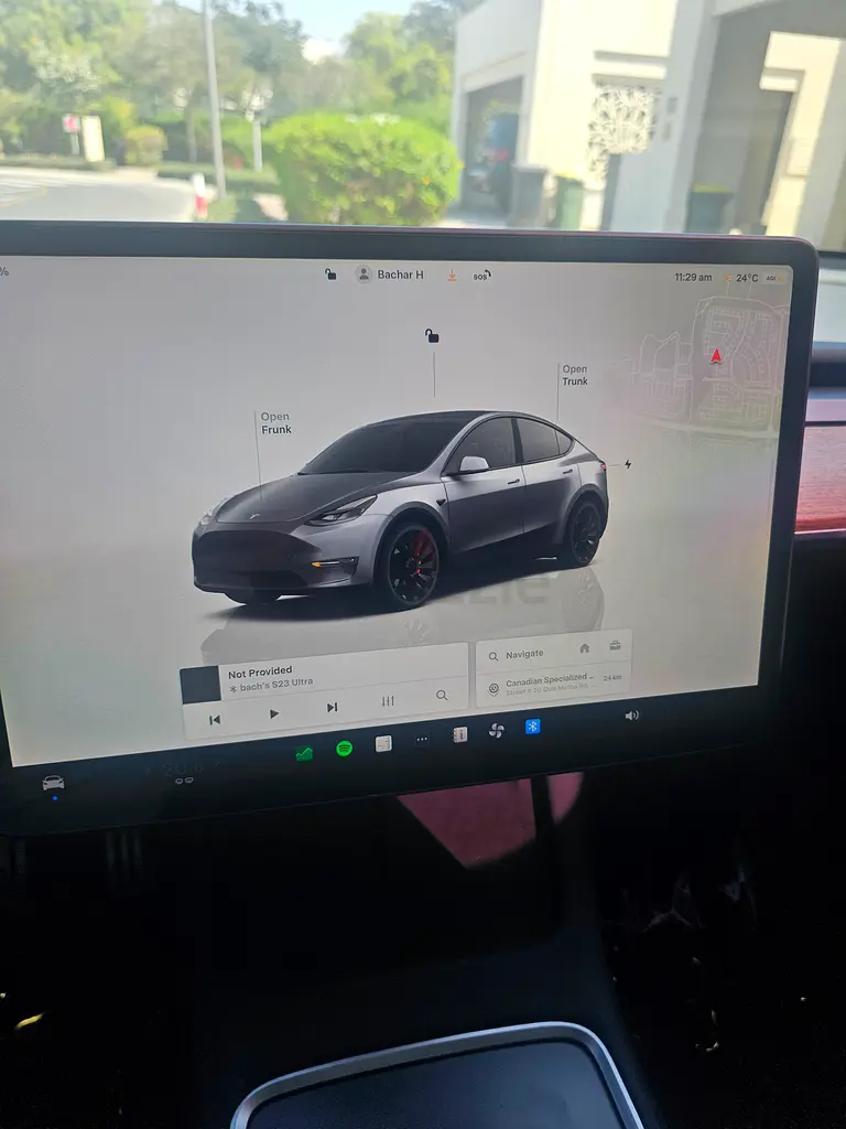 Tesla Model Y Performance 2023 GCC Specs - Image 9