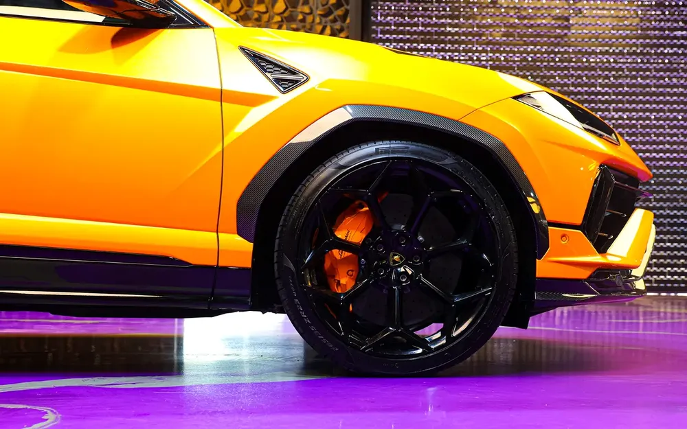 2024 Lamborghini Urus Performante - Japanese Specs - Brand New - Image 7