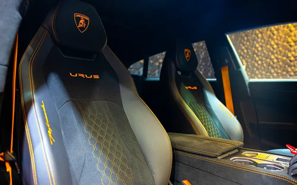 2024 Lamborghini Urus Performante - Japanese Specs - Brand New - Image 9