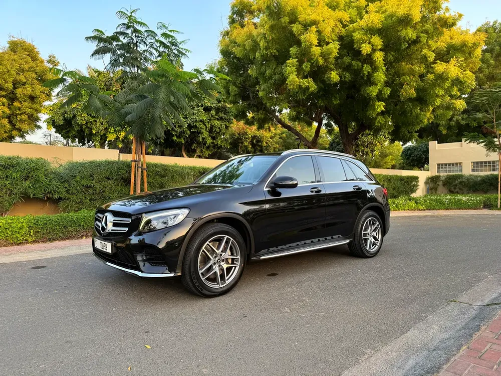 Mercedes-Benz GLC 250 4MATIC / FULL GARGASH HISTORY - Image 6