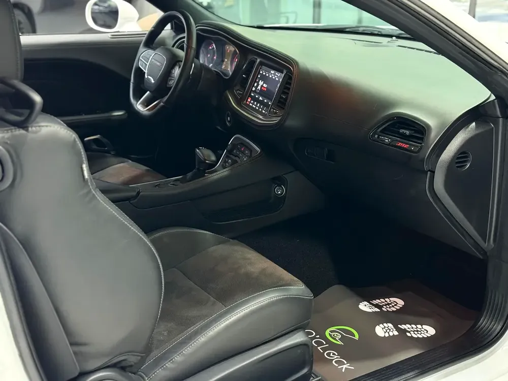 [DODGE CHALLENGER SCATPACK 6.4L V8] - Image 11