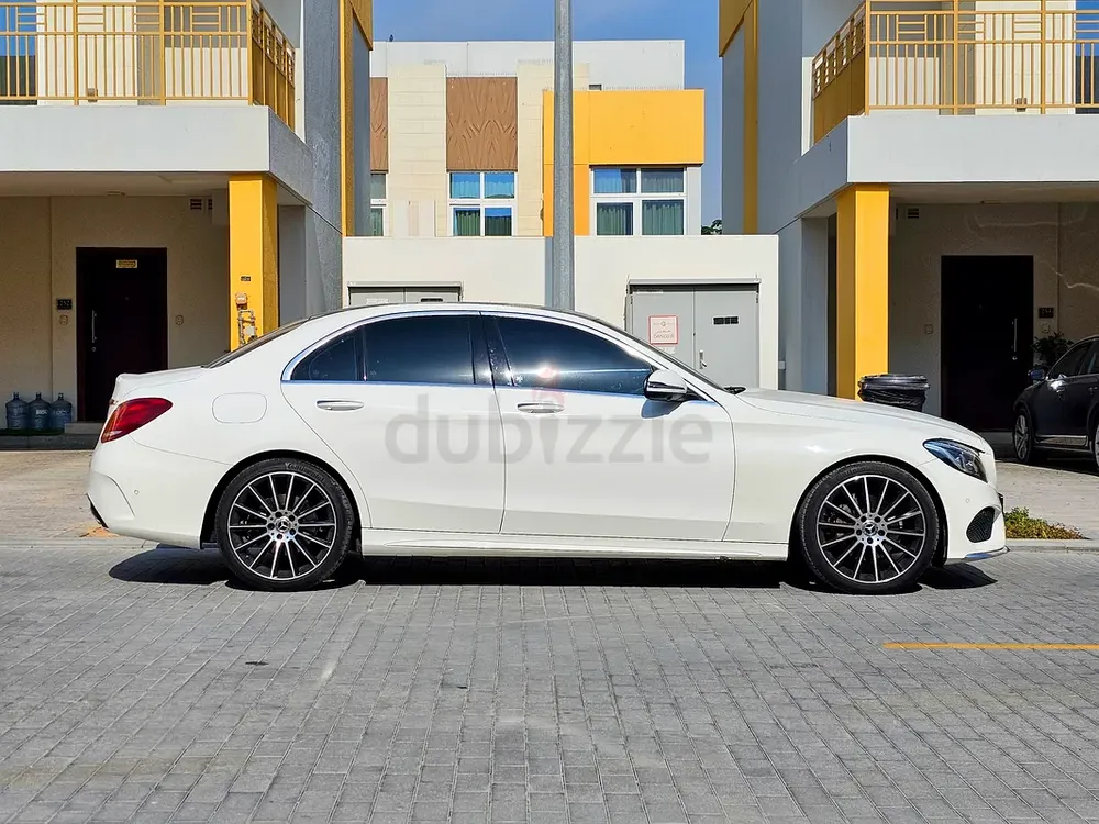 AED 1368/month | 2018 Mercedes-Benz C-Class C200 | GCC Specs | Ref#401796 - Image 4