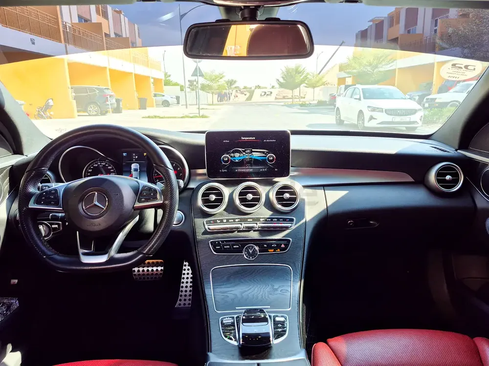 AED 1368/month | 2018 Mercedes-Benz C-Class C200 | GCC Specs | Ref#401796 - Image 9