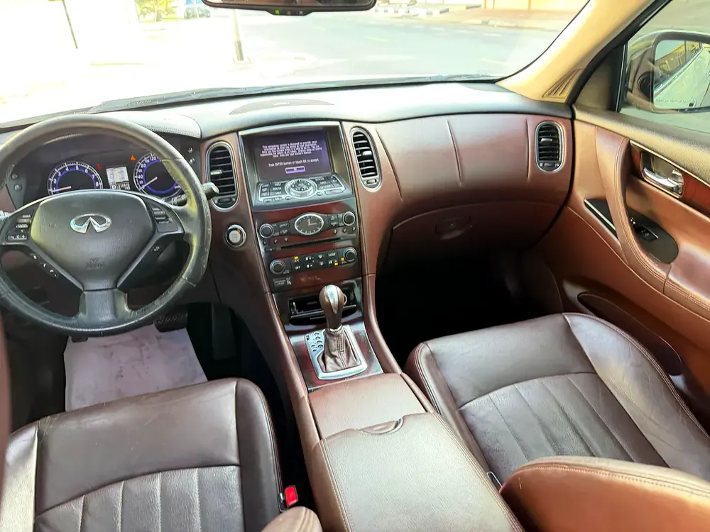 2014 Infiniti QX50,Luxury, Gcc - Image 13