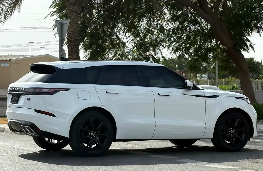 RANGE ROVER VELAR S 2018 DIESEL 2.0L TURBO CHARGED FULL OPTIONS TWO KEYS - Image 5