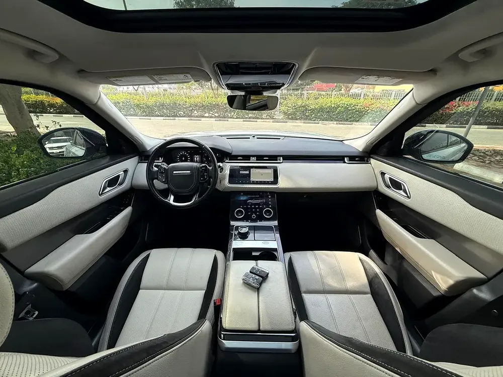 RANGE ROVER VELAR S 2018 DIESEL 2.0L TURBO CHARGED FULL OPTIONS TWO KEYS - Image 7