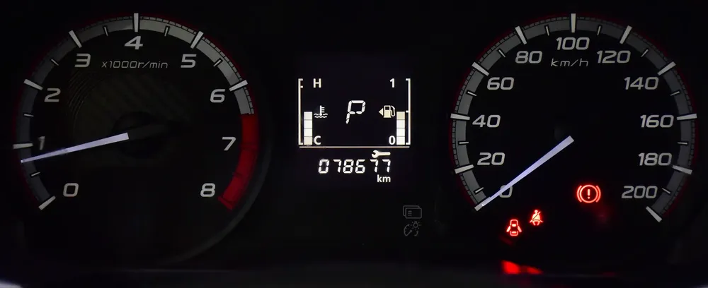 AED 871 EMi at 0% DP | Mitsubishi Xpander ( 2022 Model ) in Silver Color GCC Specs - Image 13