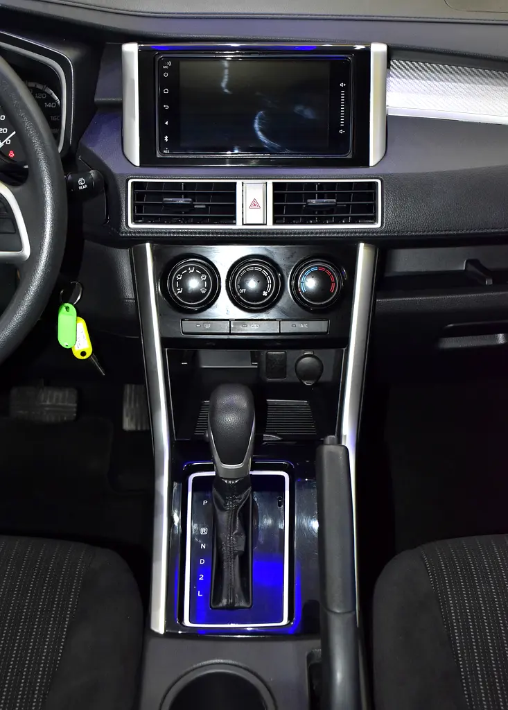 AED 871 EMi at 0% DP | Mitsubishi Xpander ( 2022 Model ) in Silver Color GCC Specs - Image 18