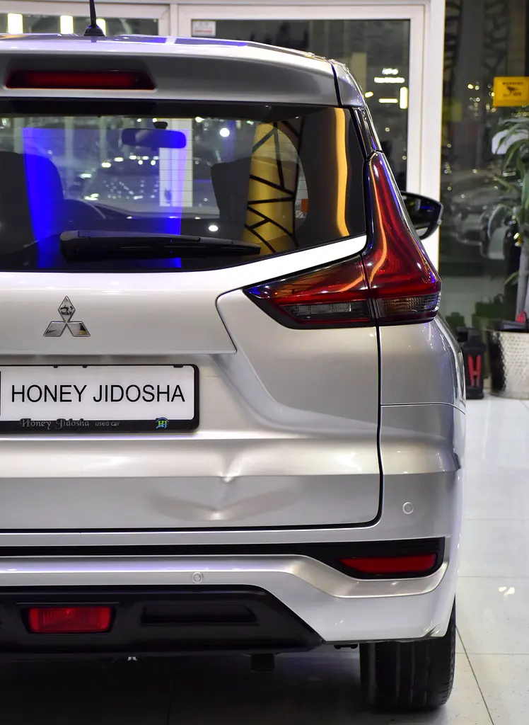 AED 871 EMi at 0% DP | Mitsubishi Xpander ( 2022 Model ) in Silver Color GCC Specs - Image 9