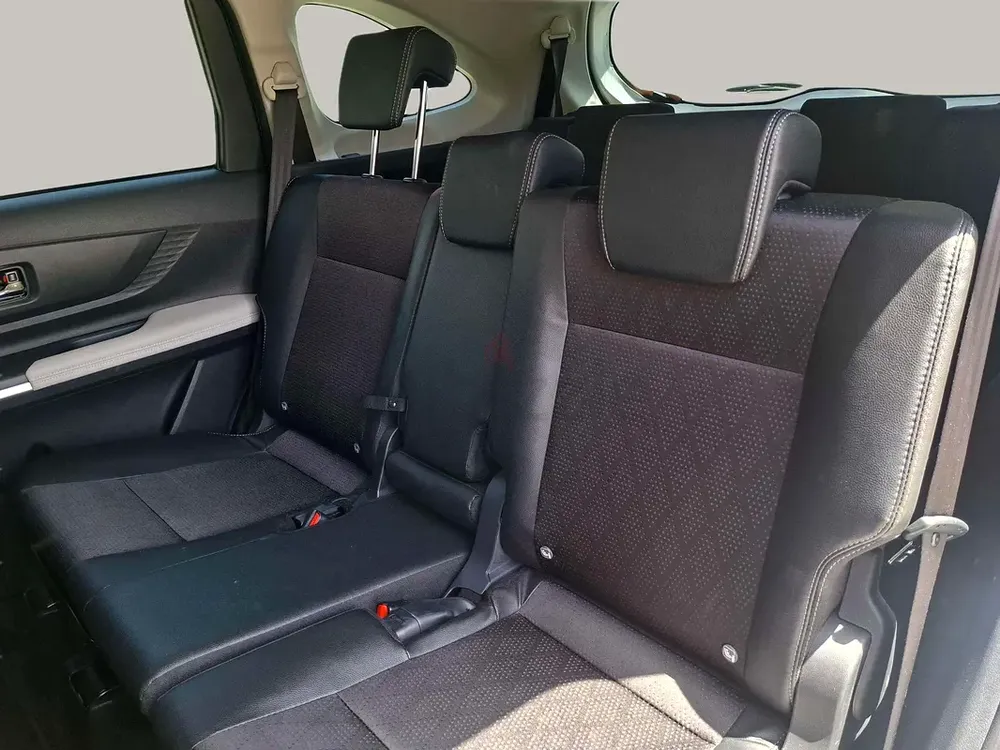 AED 1049/month | 2025 Toyota Veloz GX | GCC Specs | Ref#466563 - Image 12