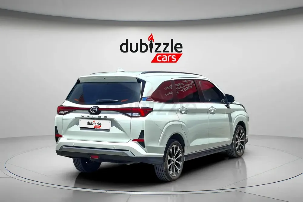 AED 1049/month | 2025 Toyota Veloz GX | GCC Specs | Ref#466563 - Image 6