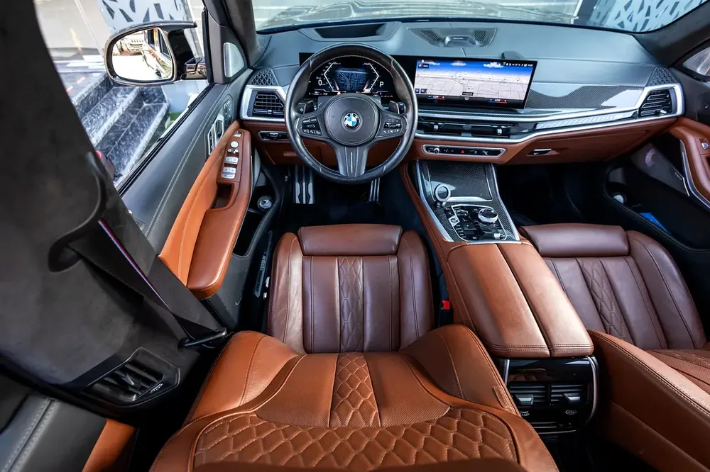 BMW X7 M60i xDrive M-Sport 2023 GCC | Agency Warranty | Service Contract - Image 13