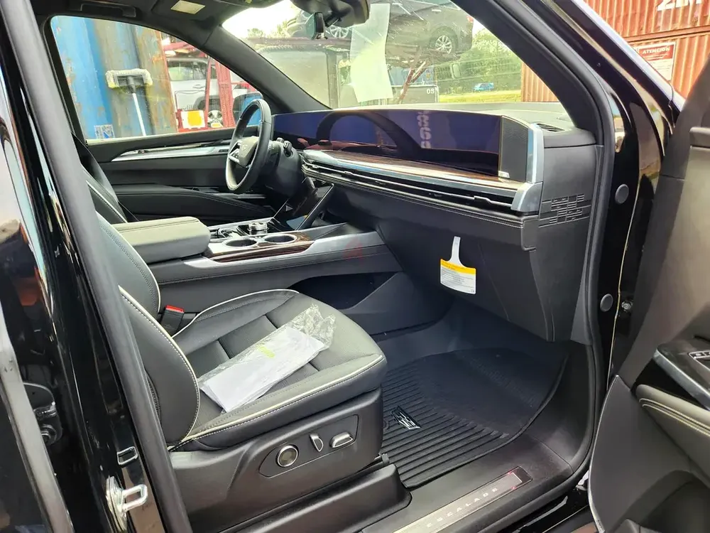 Ertex VIP Cadillac Escalade - Image 12